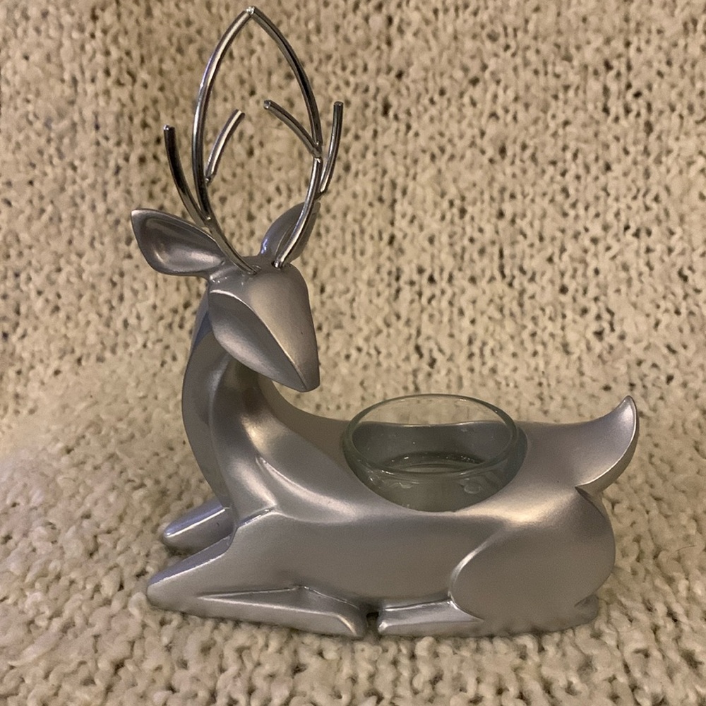 First Frost silver Yankee Candle tea light holder.
